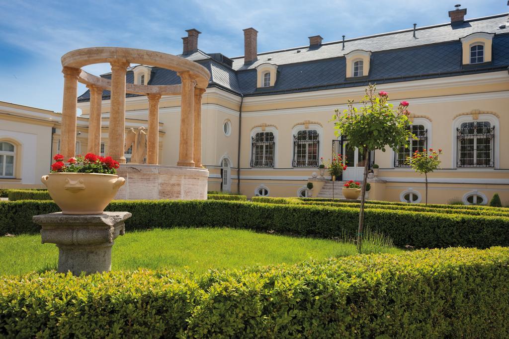 Amade Chateau Vrakúň Eksteriør billede