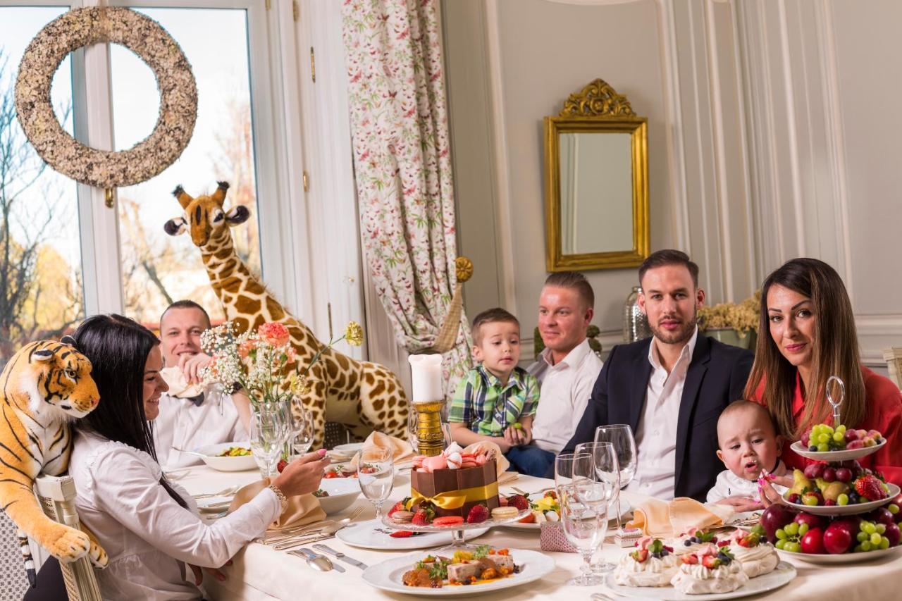 Amade Chateau Vrakúň Eksteriør billede